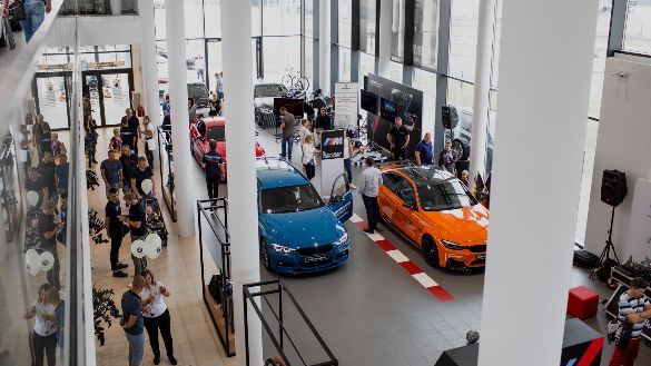 M Performance Roadshow