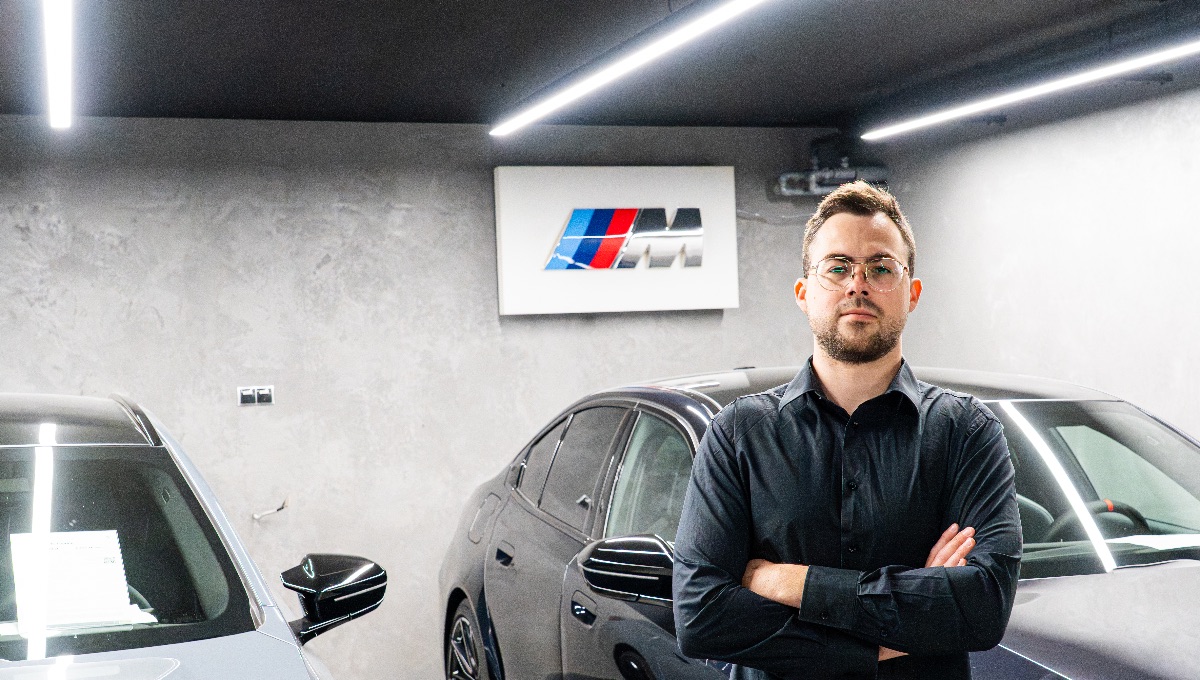 Robert Dobiała Asystent sprzedaży